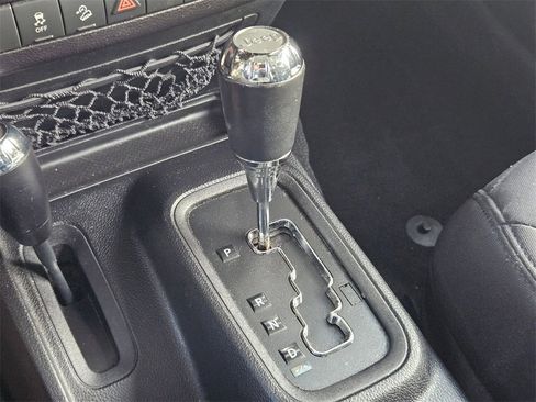 Used 2016 Jeep Wrangler Unlimited Sport image 29