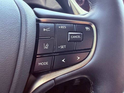 Certified 2021 Lexus ES 350 w/ Premium Package FWD image 22