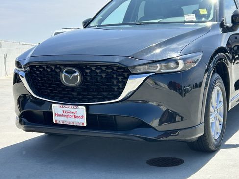 Used 2025 MAZDA CX-5 AWD 2.5 S w/ Preferred Package image 6