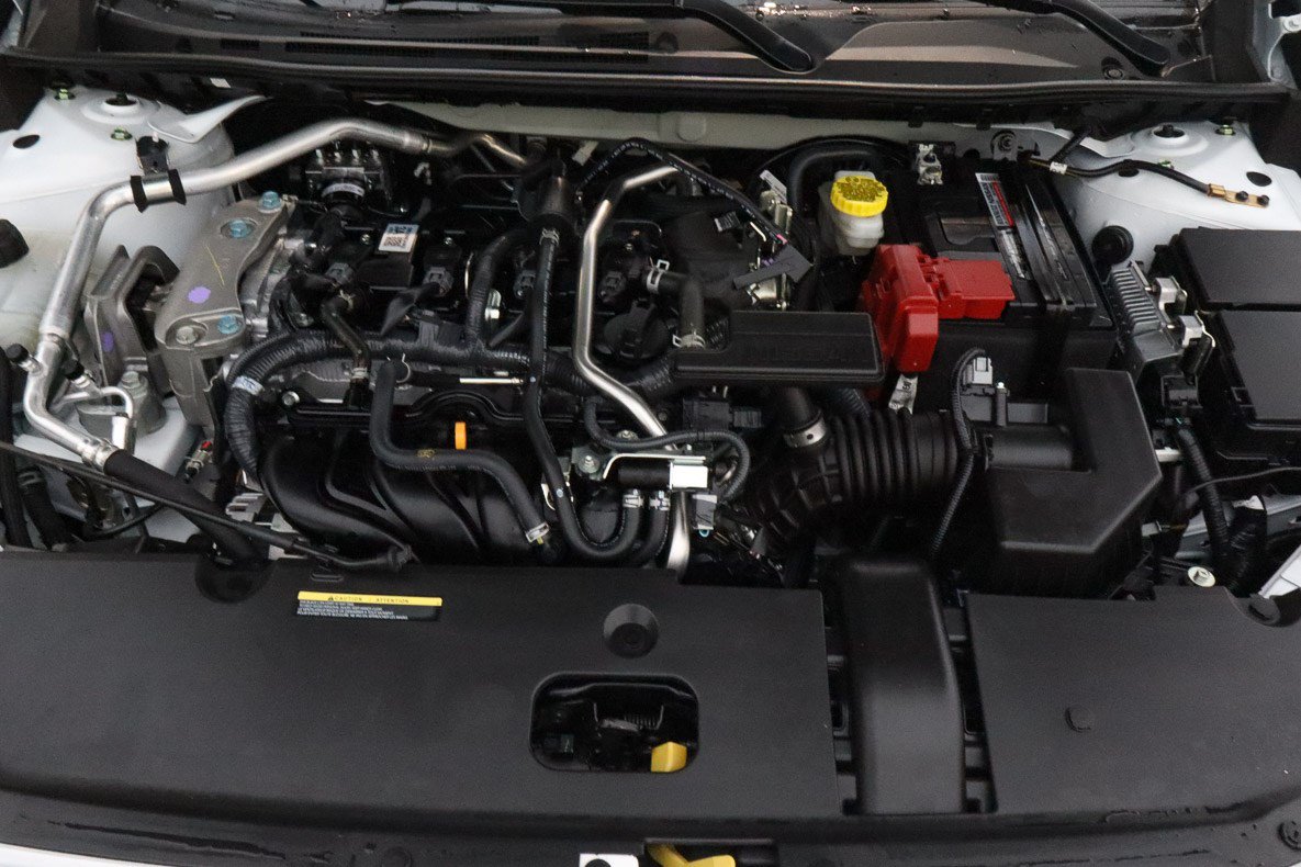 Used 2025 Nissan Sentra SV FWD image 17