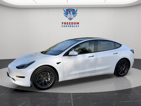 Used 2021 Tesla Model 3 Long Range image 2