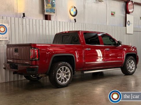 Used 2017 GMC Sierra 1500 Denali image 4