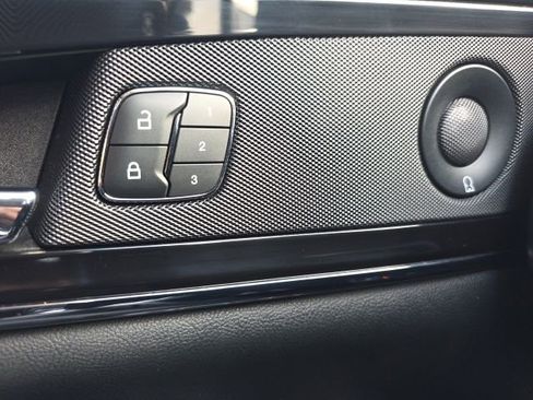 Used 2021 Lincoln Nautilus Reserve image 34