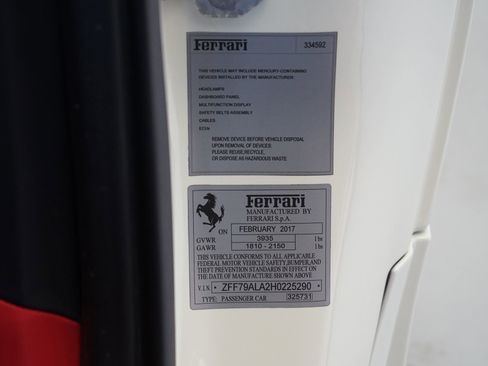 Used 2017 Ferrari 488 GTB Base image 29