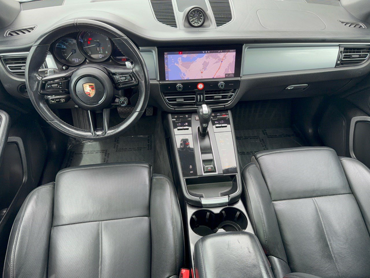 Used 2023 Porsche Macan AWD/4WD image 17