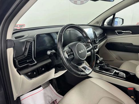 Used 2023 Kia Sportage EX AWD/4WD image 10