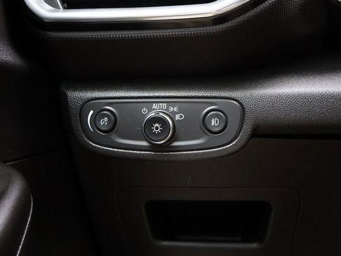 Used 2022 Chevrolet TrailBlazer LT w/ Driver Confidence Package image 31