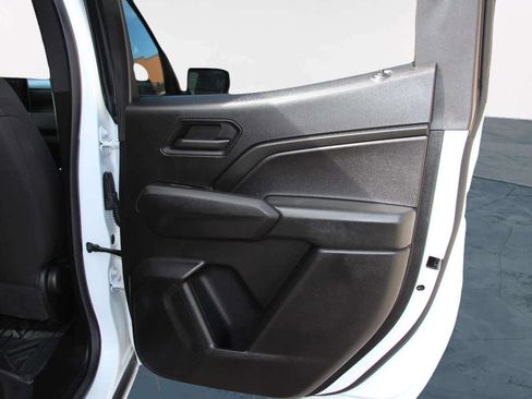 Used 2024 Chevrolet Colorado Trail Boss AWD/4WD image 23