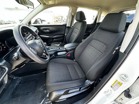 Used 2024 Honda HR-V LX image 10