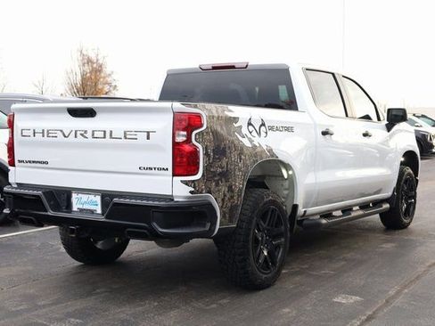 Used 2024 Chevrolet Silverado 1500 Custom Trail Boss w/ Realtree Special Edition image 6