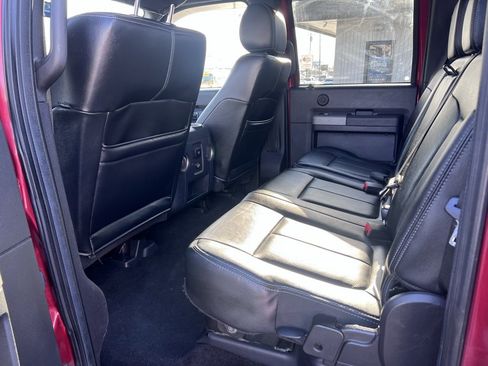 Used 2016 Ford F350 Lariat w/ Lariat Chrome Package image 21