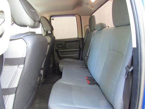 Used 2015 RAM 1500 Express AWD/4WD image 17