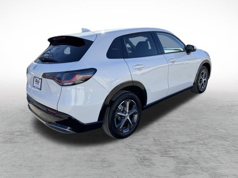 Used 2025 Honda HR-V EX-L image 6