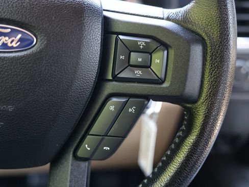 Used 2015 Ford F150 XLT w/ Equipment Group 302A Luxury AWD/4WD image 20