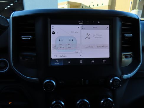 Used 2024 RAM 3500 Big Horn image 24