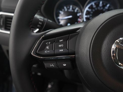 Used 2025 MAZDA CX-5 Carbon Edition image 26