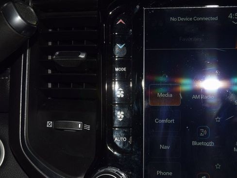 Used 2022 RAM 2500 Laramie image 31