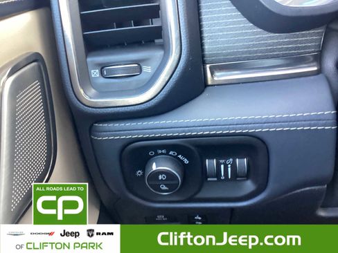 Used 2019 RAM 1500 Limited image 23