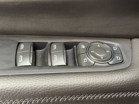 Used 2025 GMC Yukon Denali image 34