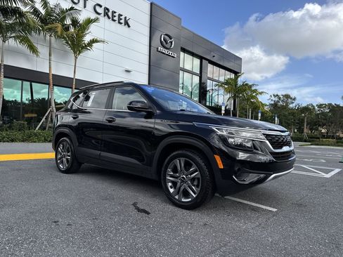 Used 2023 Kia Seltos S image 23