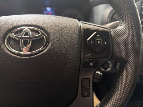 Used 2023 Toyota Tacoma TRD Off-Road image 26