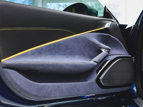 Used 2024 Ferrari Roma image 29