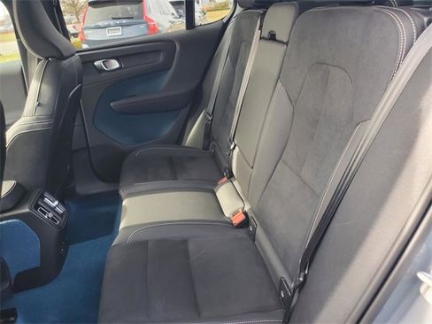 Certified 2023 Volvo C40 P8 Recharge Ultimate image 34