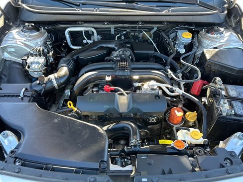 Used 2017 Subaru Outback 2.5i Limited image 24