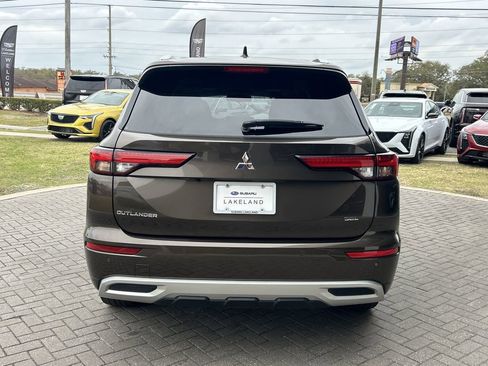 Used 2024 Mitsubishi Outlander SEL image 5