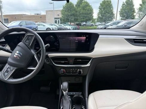 Used 2024 Buick Encore GX Preferred FWD image 22