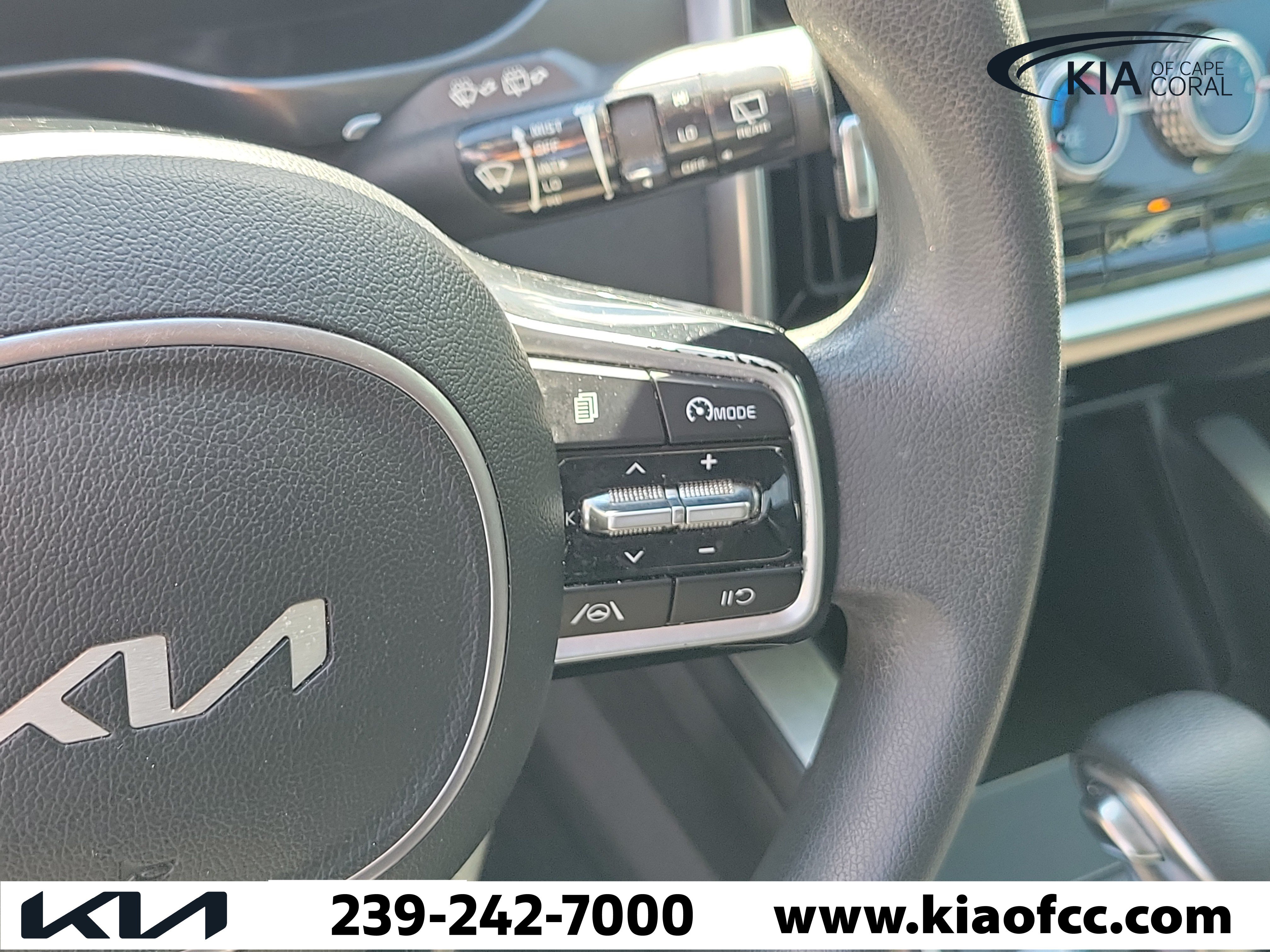 Used 2022 Kia Sorento LX FWD image 26