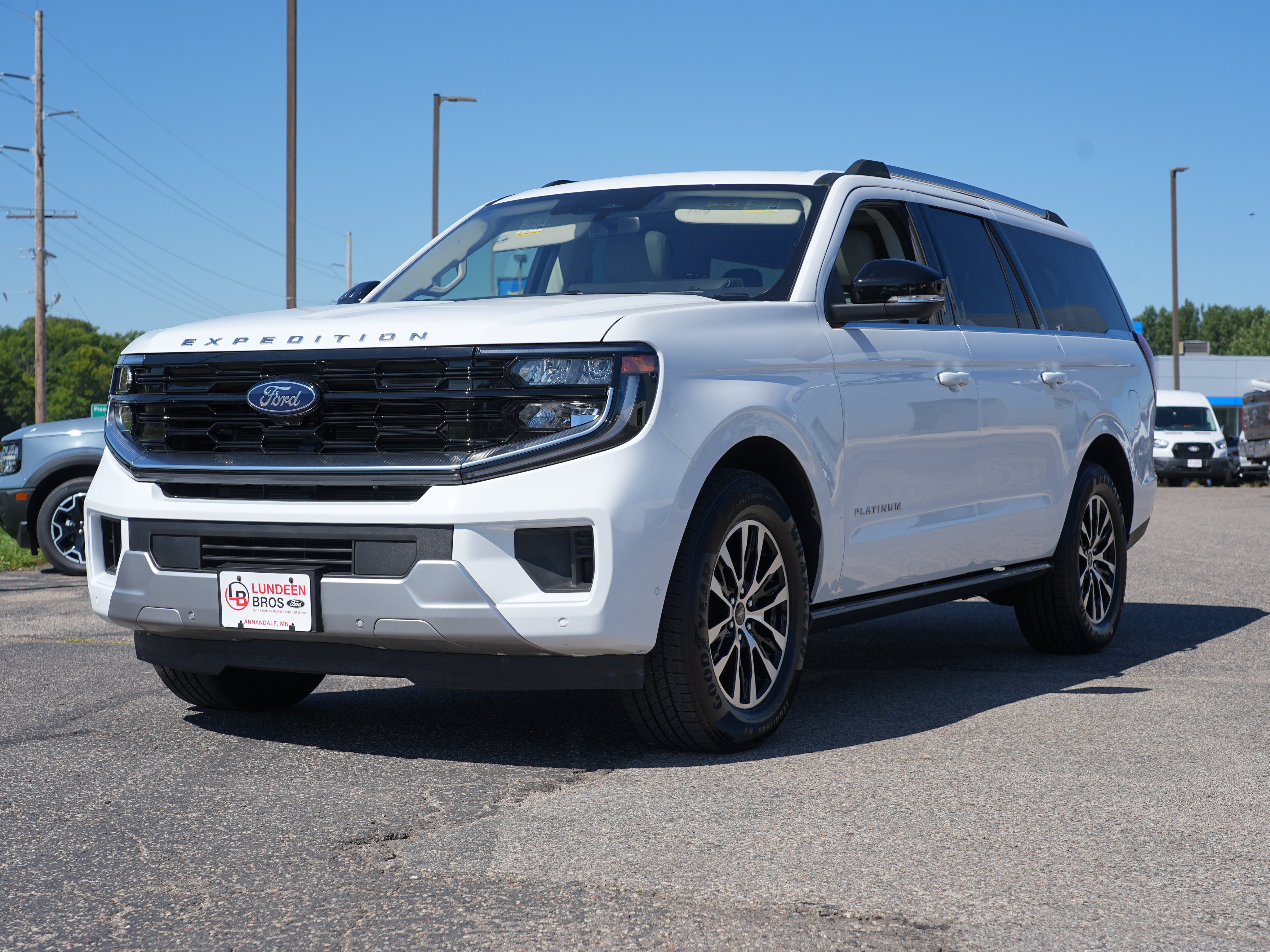 Used 2025 Ford Expedition Max Platinum AWD/4WD image 8