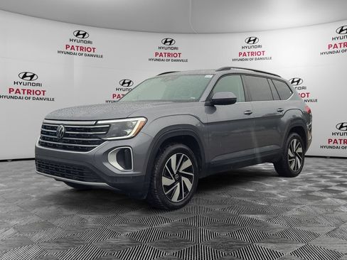 Used 2025 Volkswagen Atlas SE FWD image 7