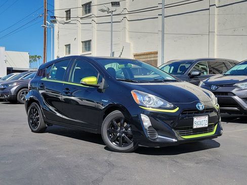 Used 2016 Toyota Prius C Persona Series image 31