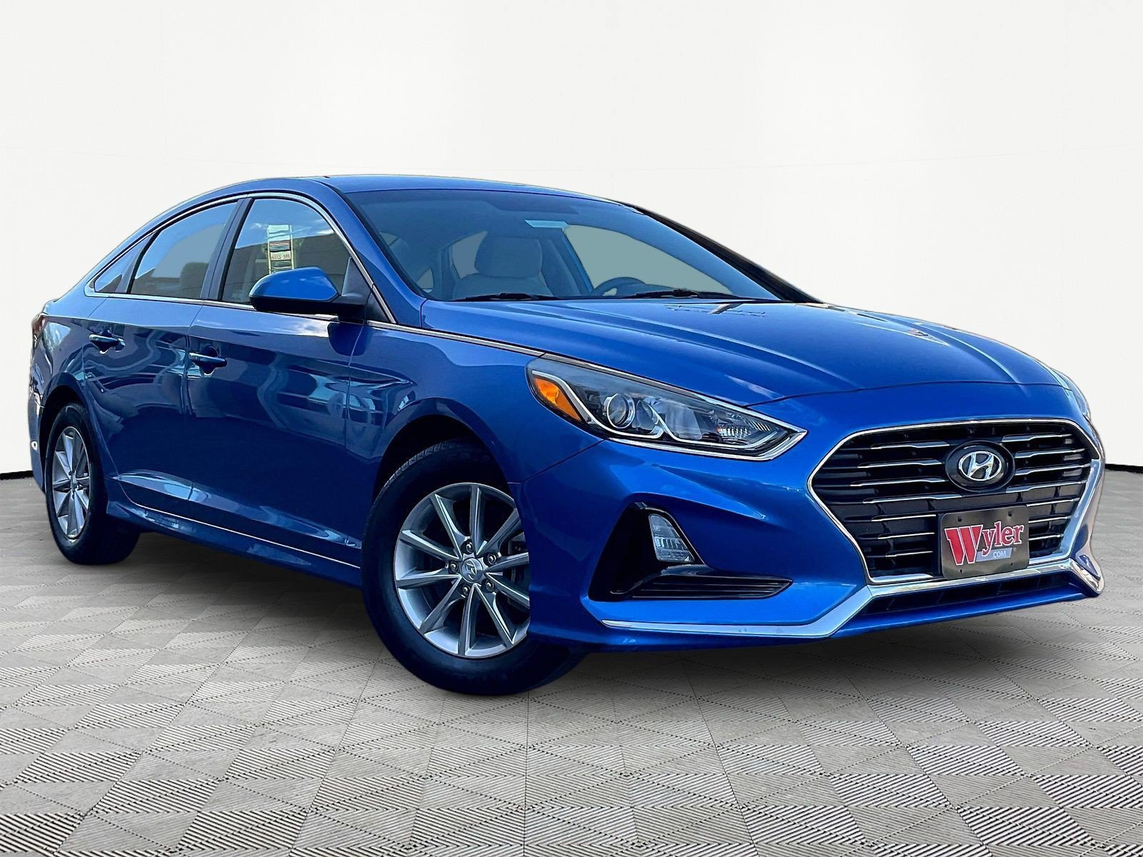 Used 2018 Hyundai Sonata SE FWD image 3