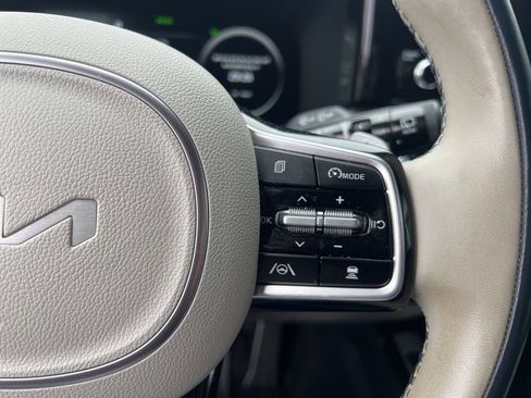 Certified 2022 Kia Sorento SX Prestige image 12