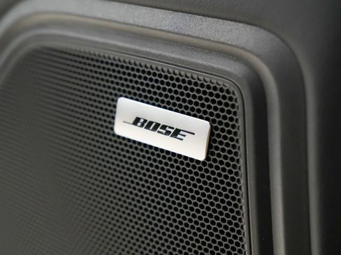 New 2026 Porsche Macan GTS image 17