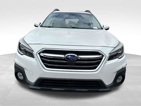 Used 2018 Subaru Outback 2.5i Limited AWD/4WD image 7