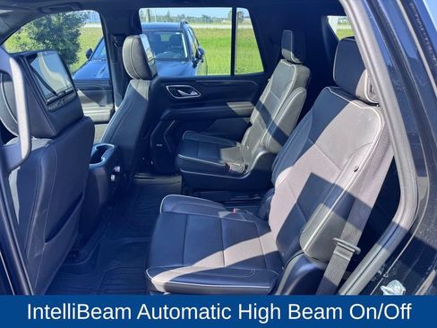 Used 2022 GMC Yukon SLT w/ SLT Premium Package RWD image 17