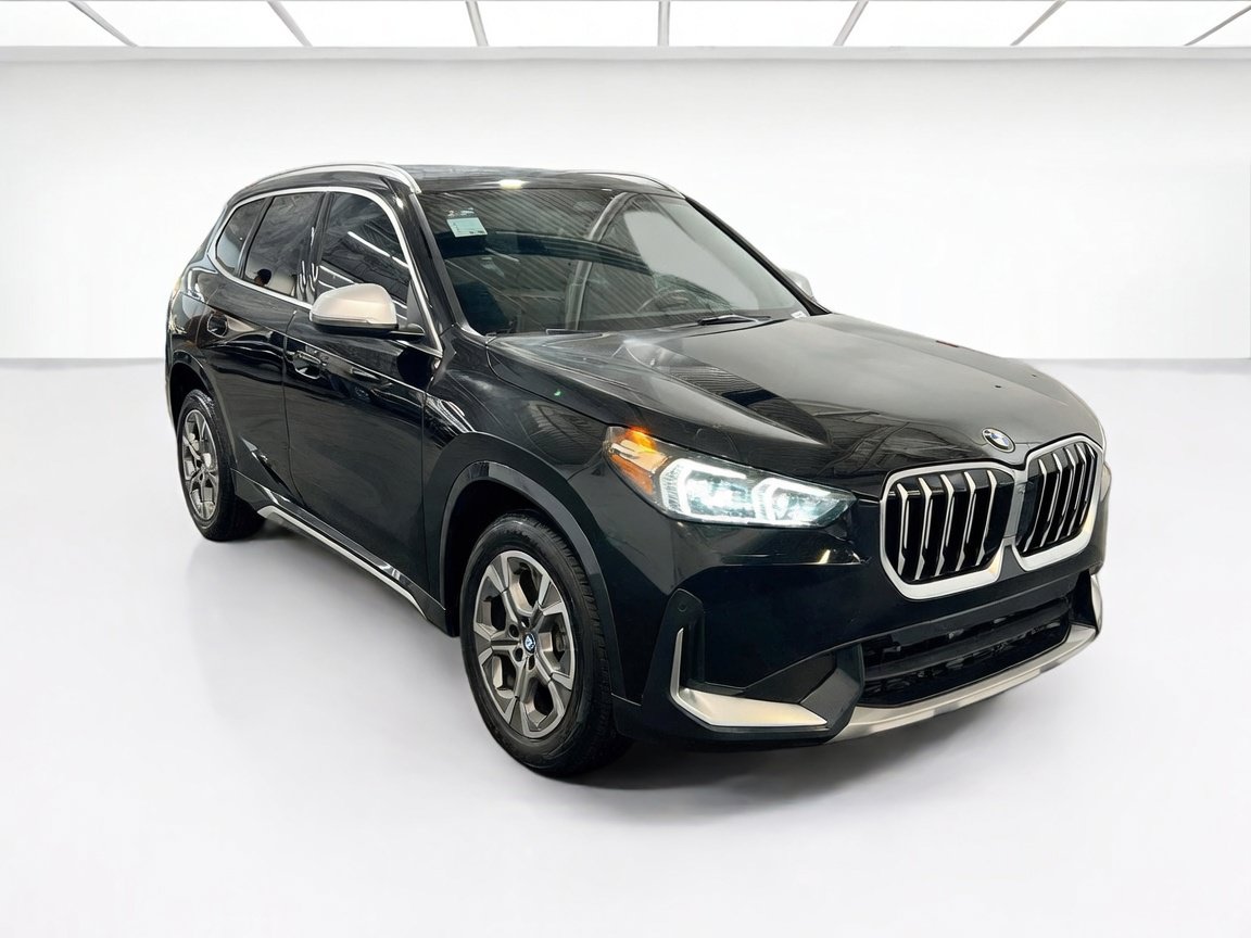 Used 2024 BMW X1 xDrive28i w/ Convenience Package AWD/4WD image 3