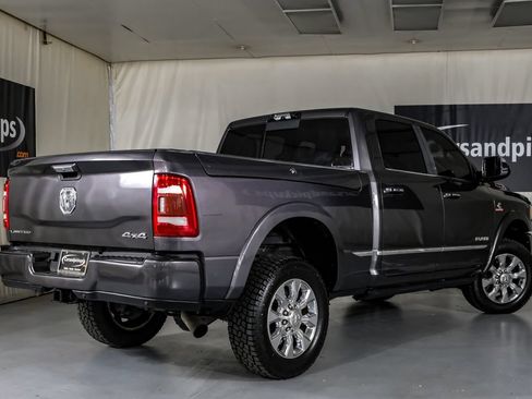 Used 2022 RAM 2500 Limited AWD/4WD image 8