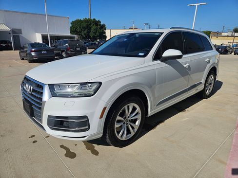 Used 2018 Audi Q7 3.0T Premium Plus AWD/4WD image 2