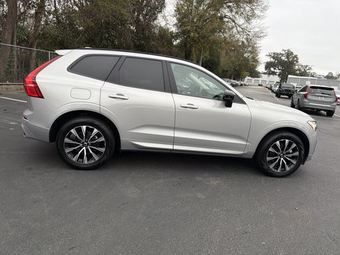 Certified 2025 Volvo XC60 B5 Plus w/ Climate Package image 11