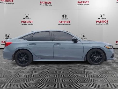 Used 2024 Honda Civic Sport image 6