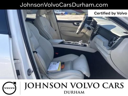 Used 2024 Volvo XC60 B5 Ultimate w/ Protection Package Premier AWD/4WD image 10