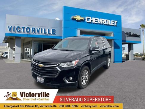 Used 2019 Chevrolet Traverse LT FWD image 1