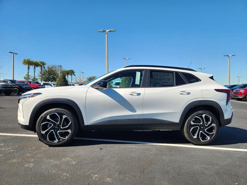 New 2026 Chevrolet Trax RS w/ Driver Confidence Package image 3