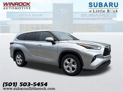 Used 2023 Toyota Highlander LE