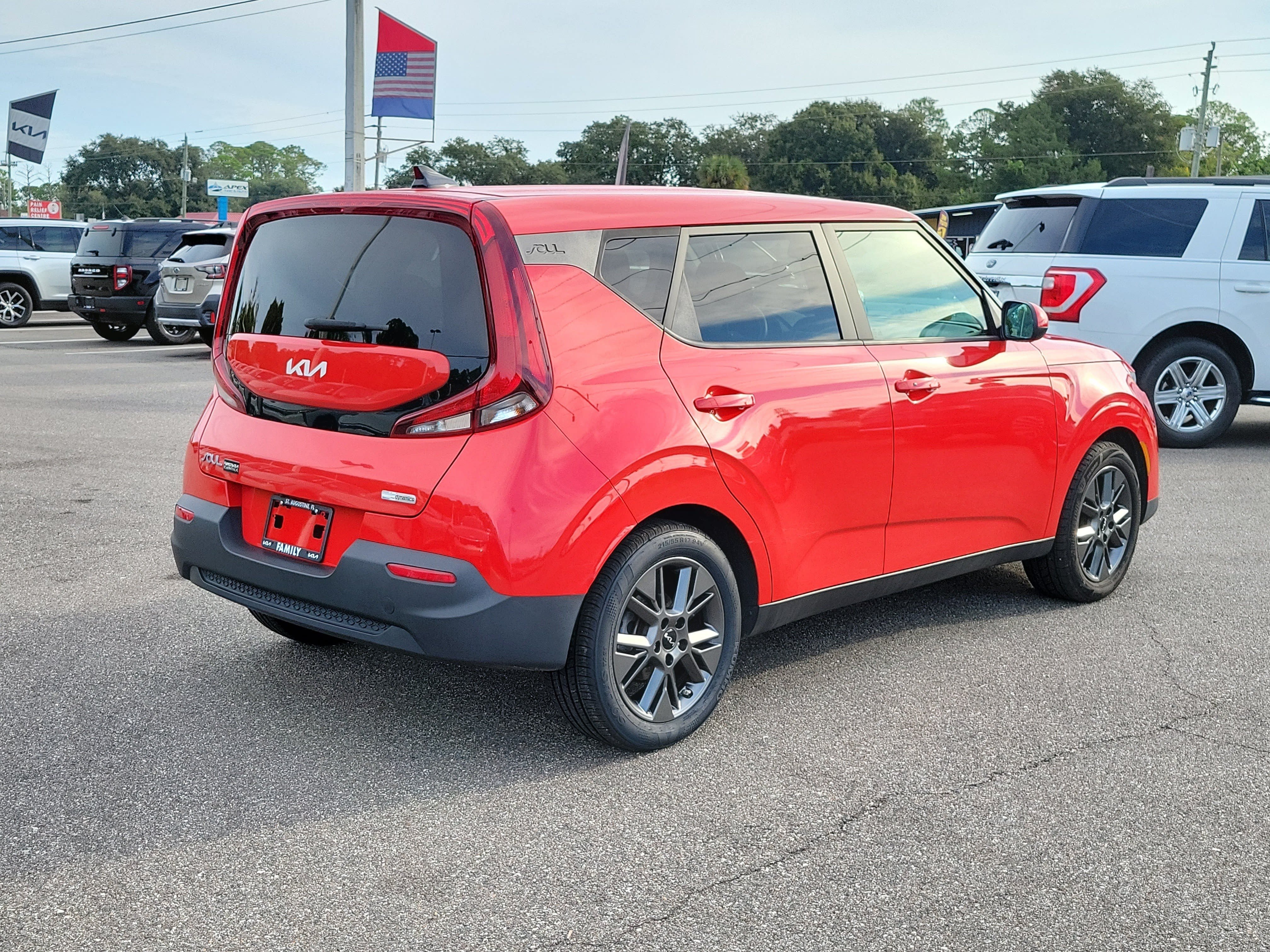 Used 2022 Kia Soul EX FWD image 6