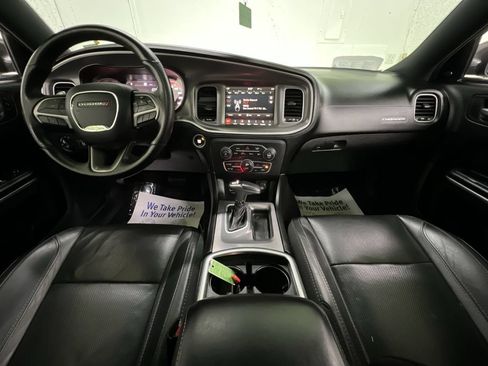Used 2019 Dodge Charger SXT w/ Plus Group AWD/4WD image 17